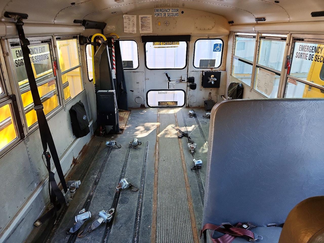 2011 THOMAS MINOTOUR G