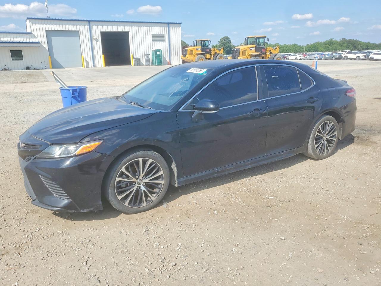 2018 TOYOTA CAMRY