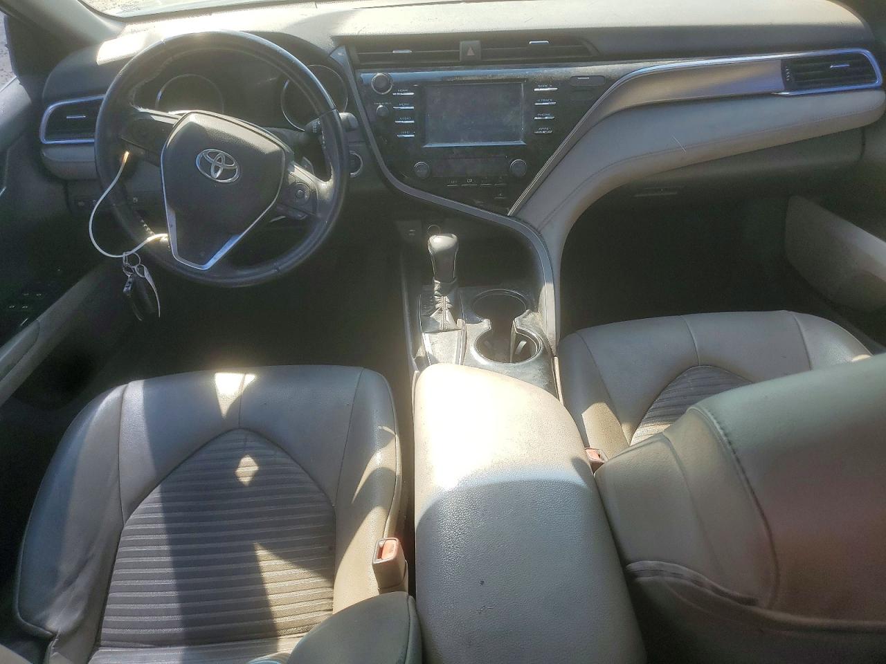 2018 TOYOTA CAMRY