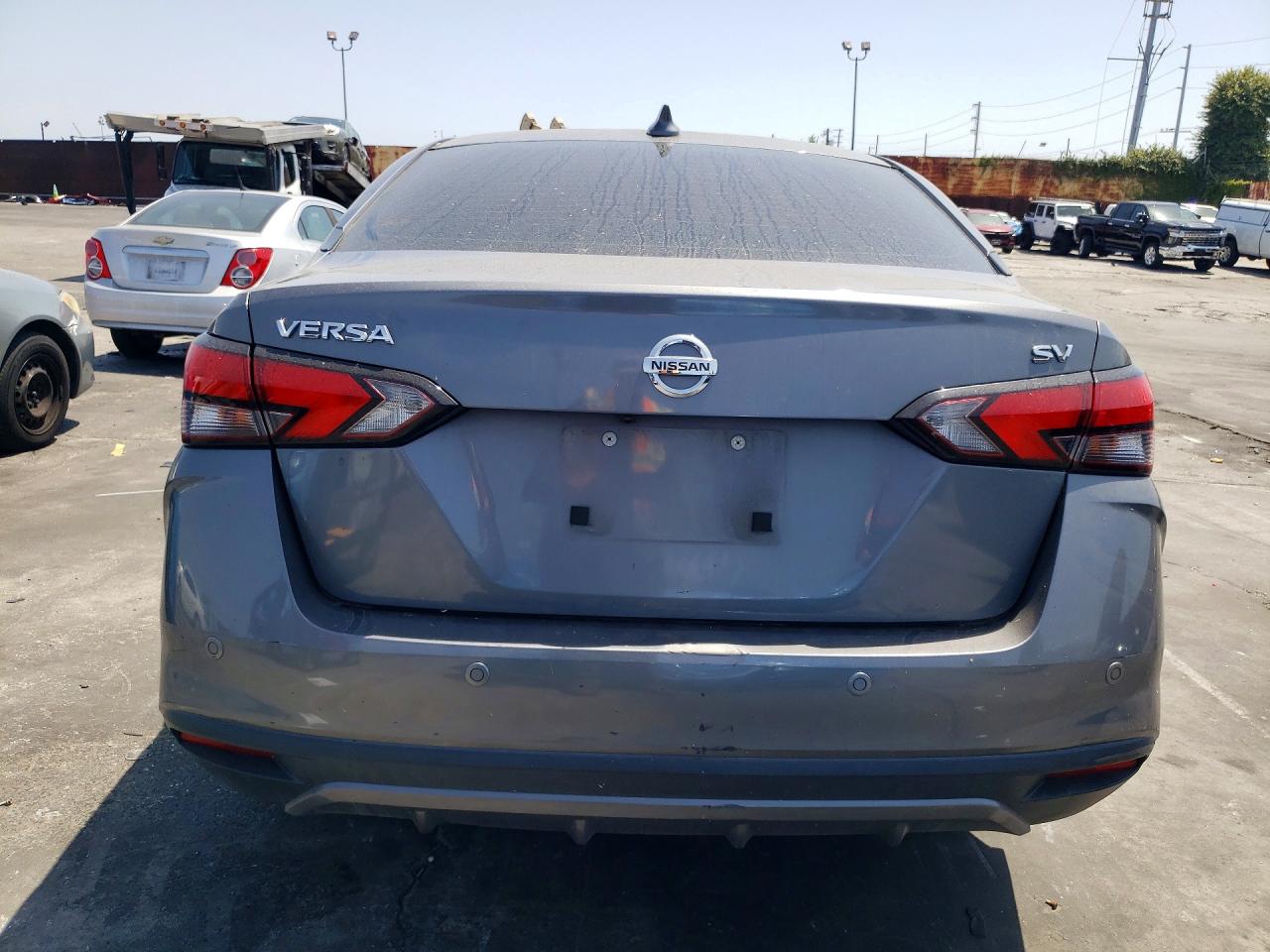2020 NISSAN VERSA