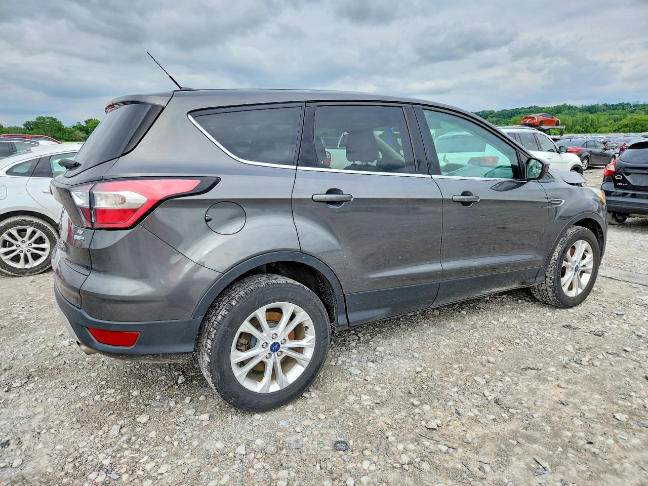 2017 FORD ESCAPE
