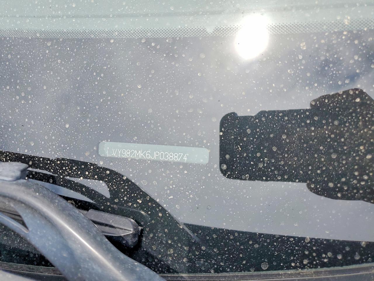 2018 VOLVO S90