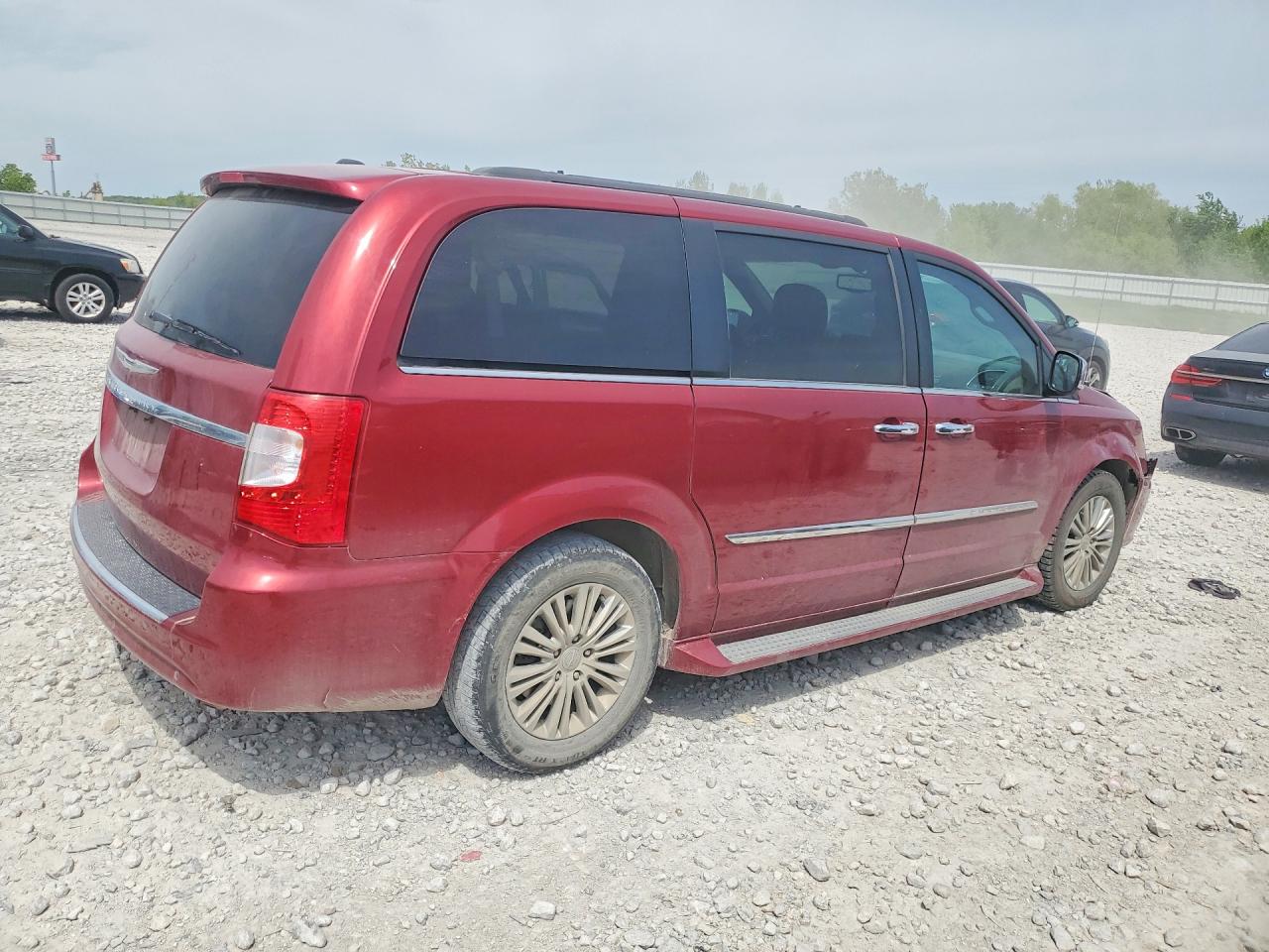 2016 CHRYSLER MINIVAN