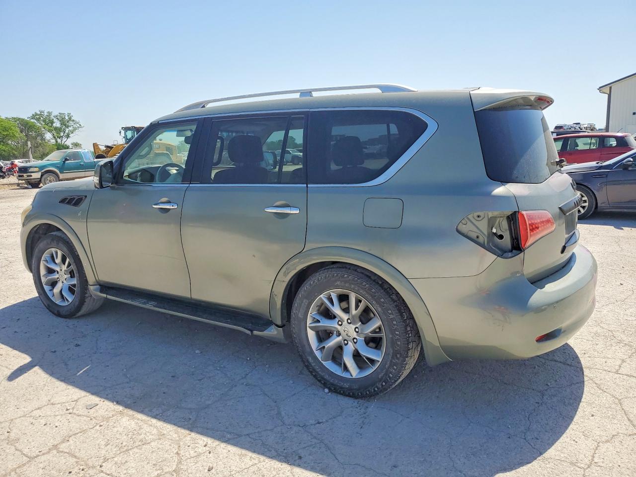 2012 INFINITI QX56
