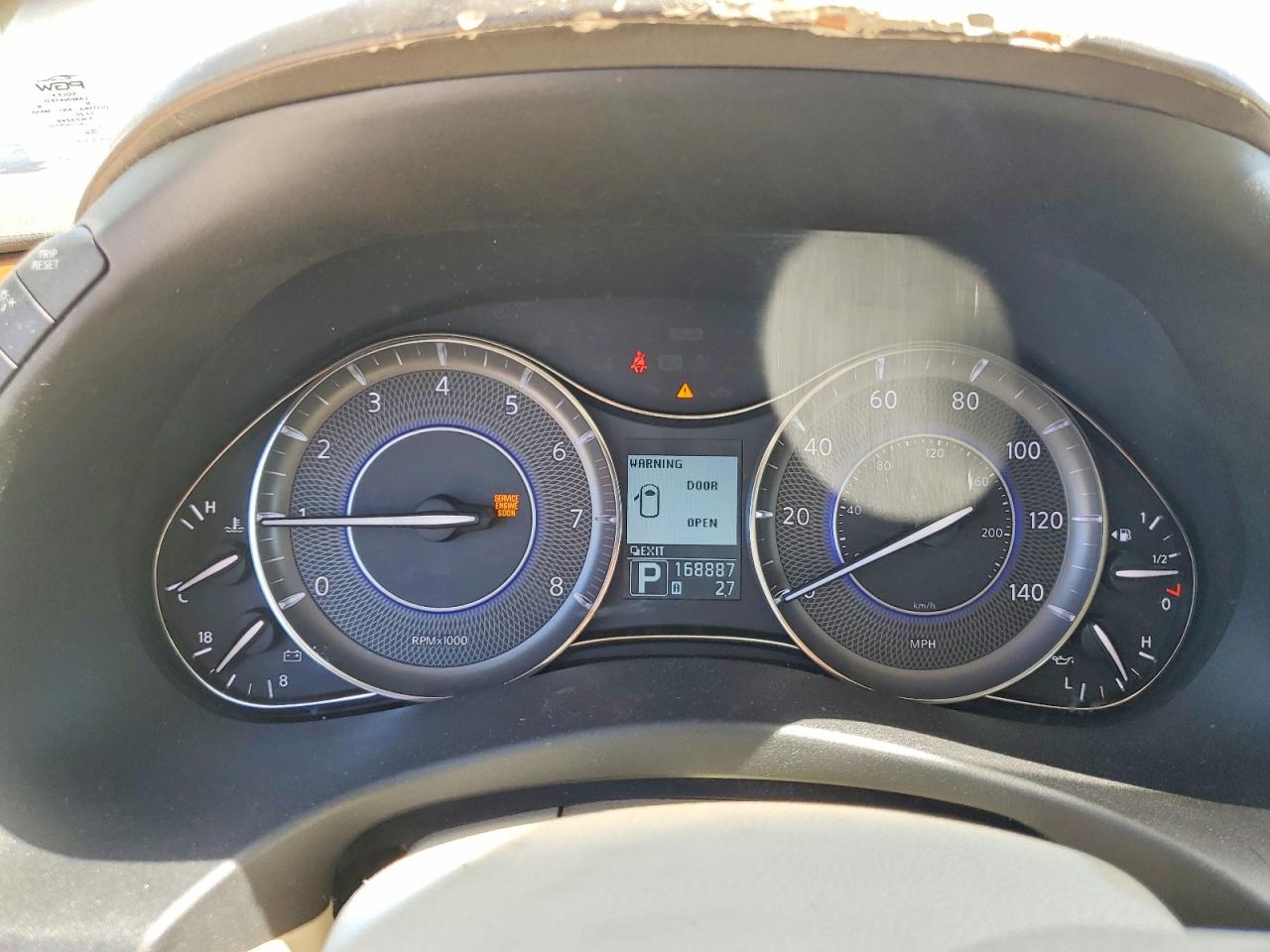 2012 INFINITI QX56