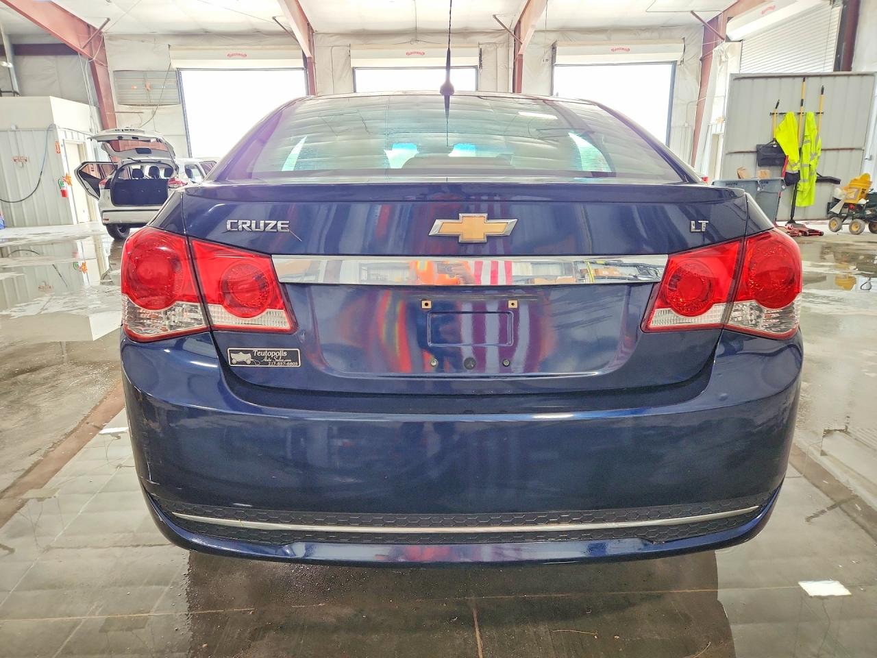 2011 CHEVROLET CRUZE