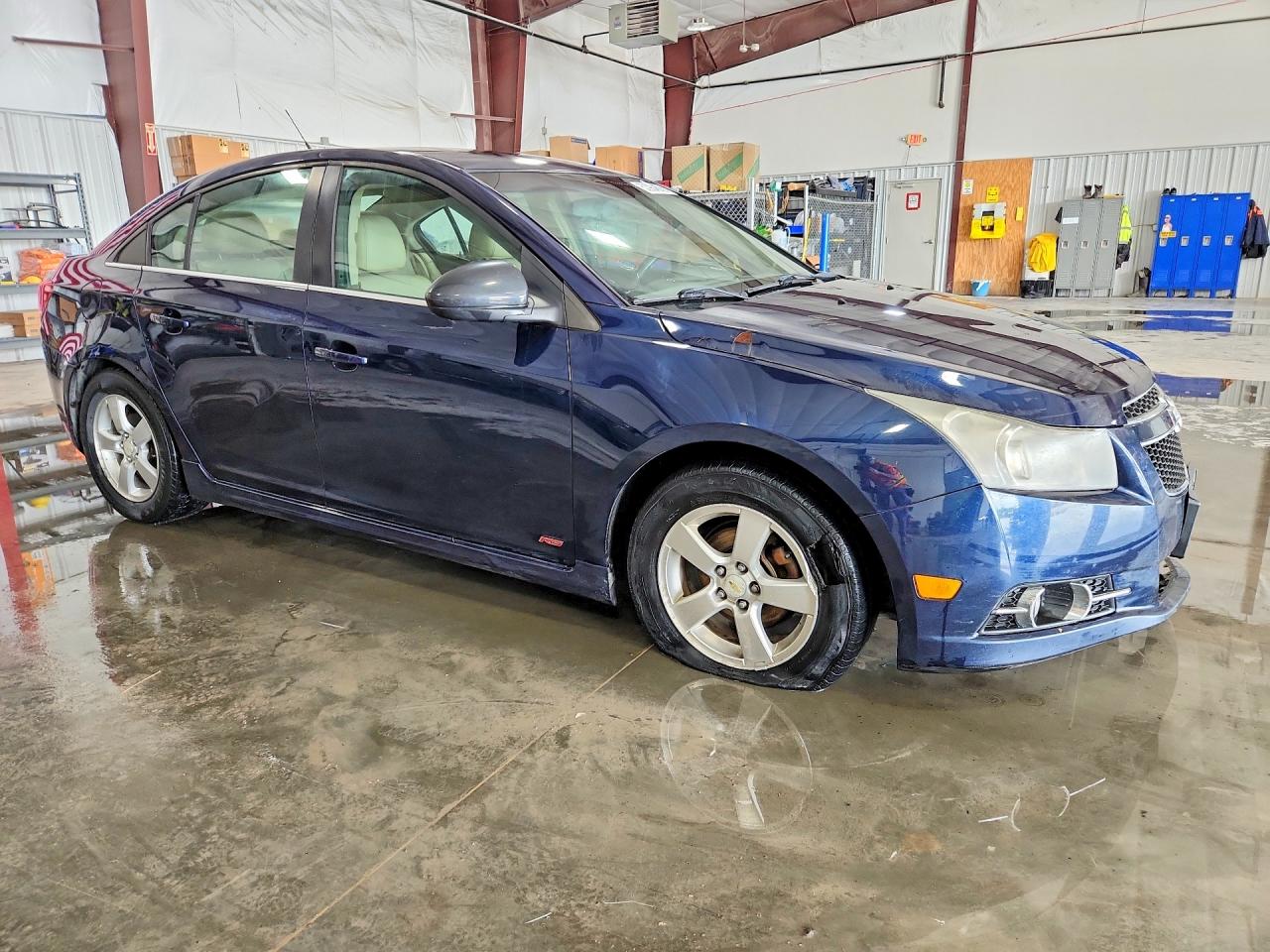 2011 CHEVROLET CRUZE
