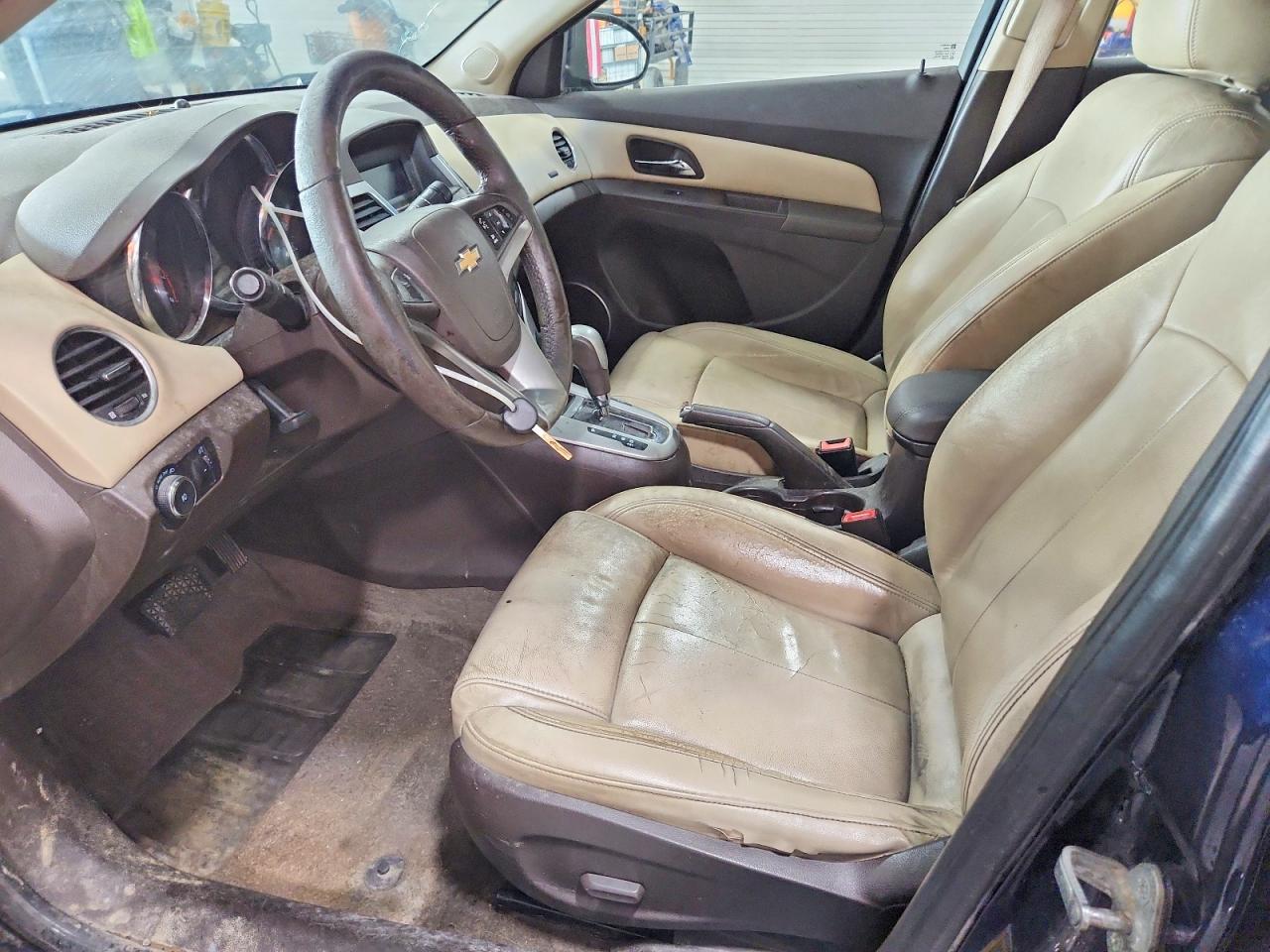 2011 CHEVROLET CRUZE