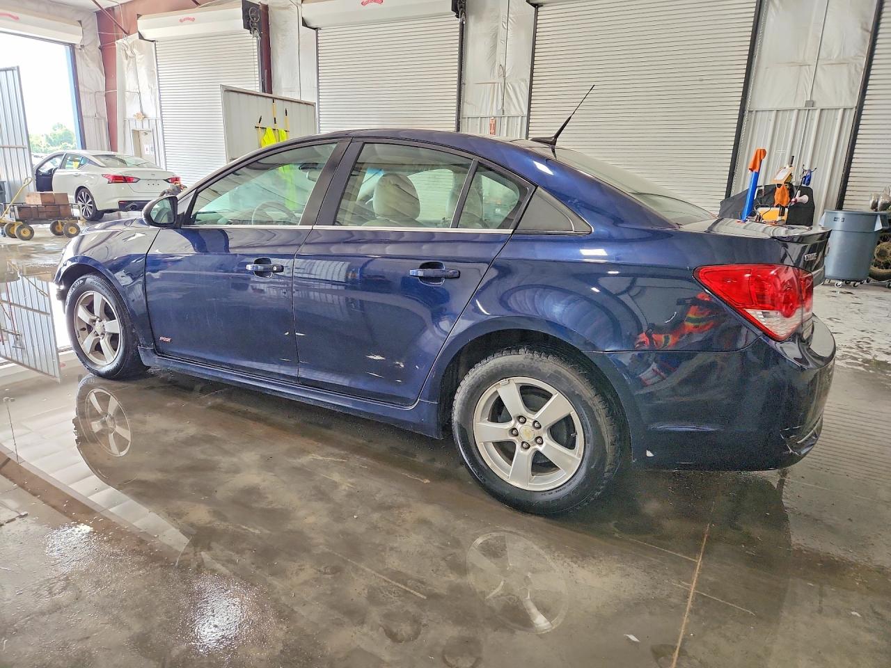 2011 CHEVROLET CRUZE