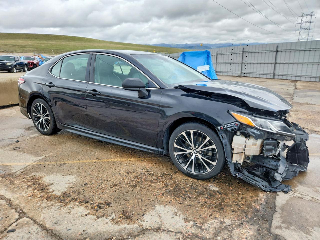 2018 TOYOTA CAMRY