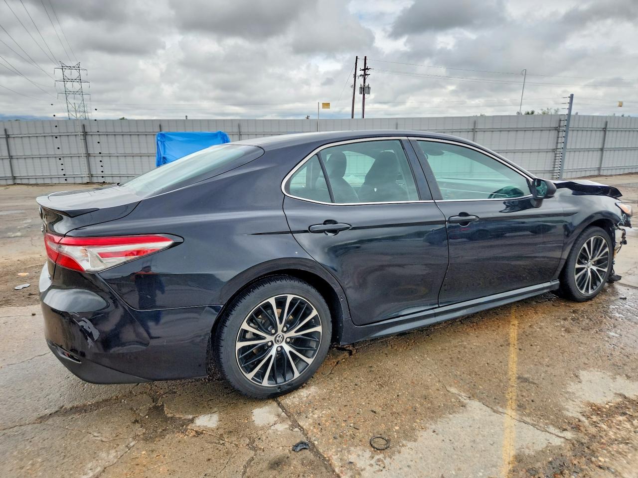 2018 TOYOTA CAMRY