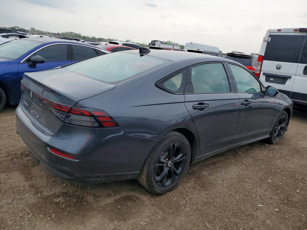 2025 HONDA ACCORD