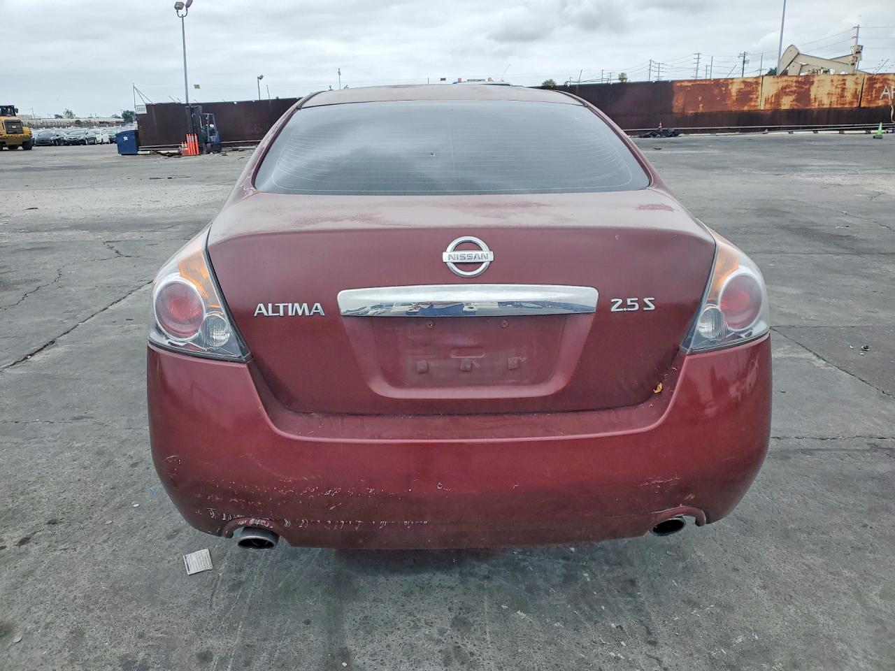 2010 NISSAN ALTIMA