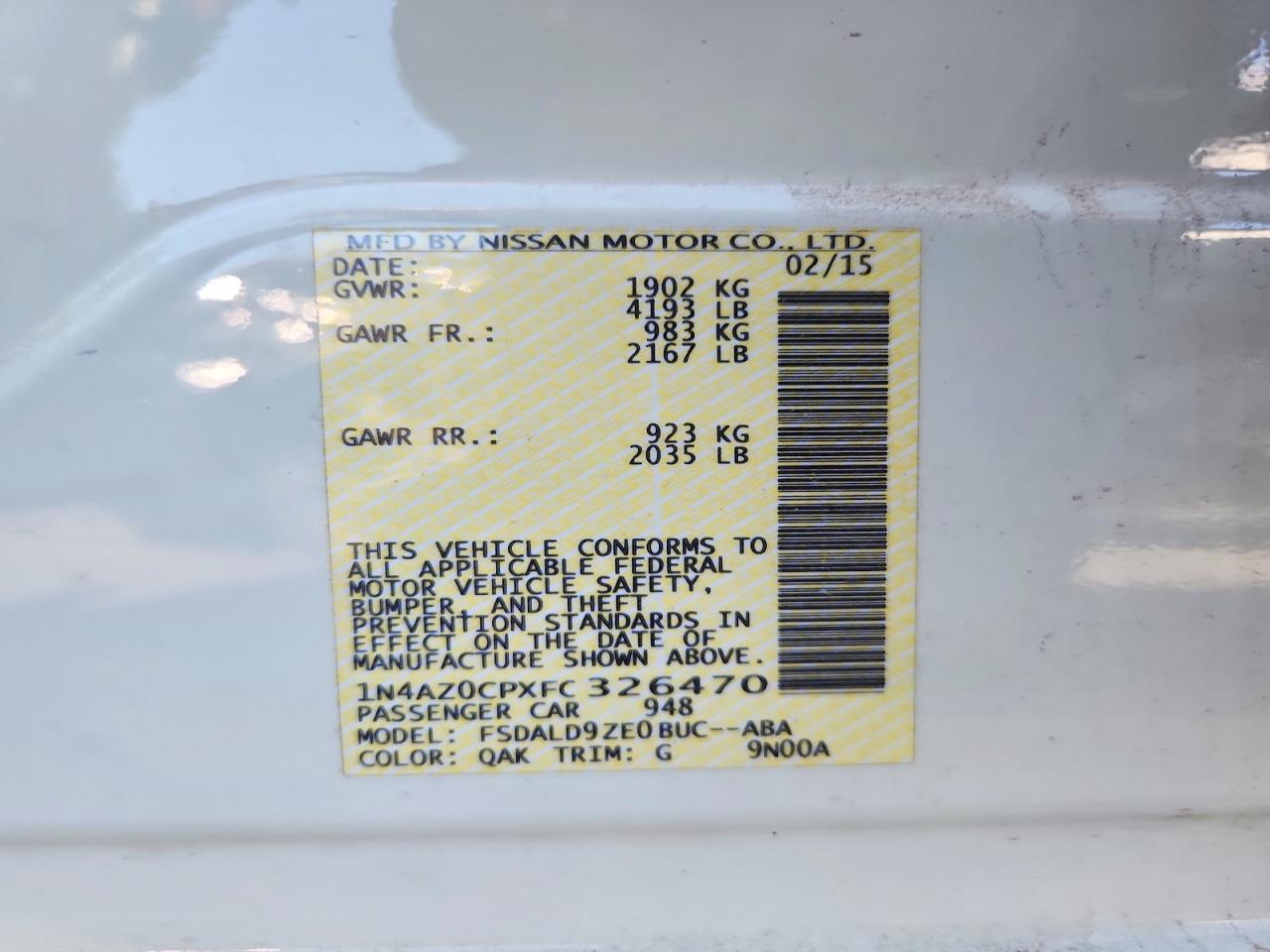 2015 NISSAN LEAF