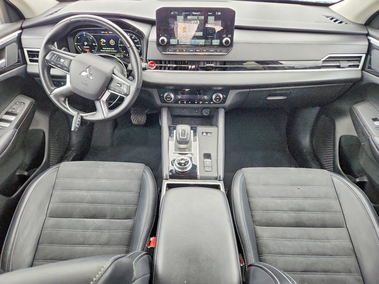 2024 MITSUBISHI OUTLANDER