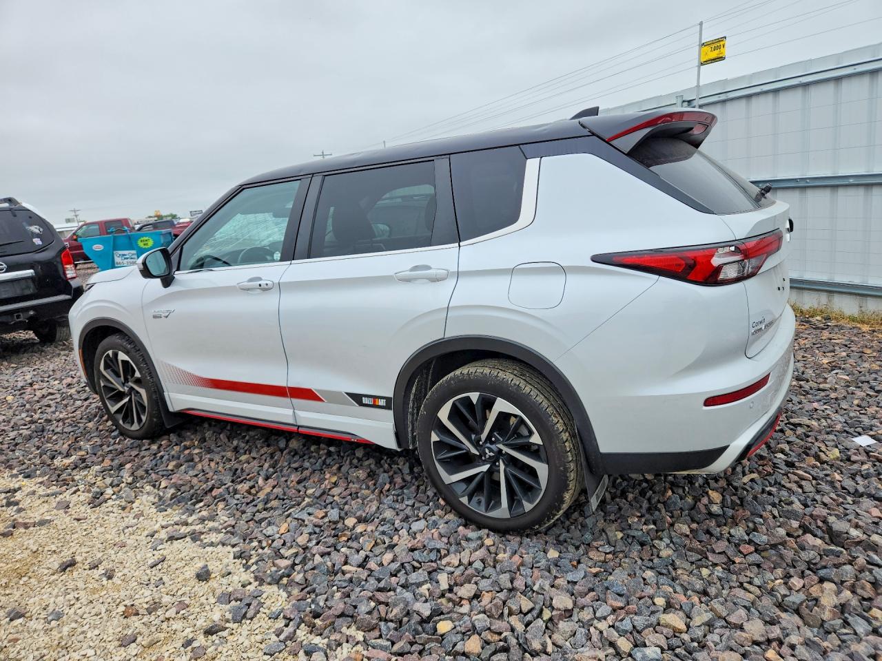 2024 MITSUBISHI OUTLANDER
