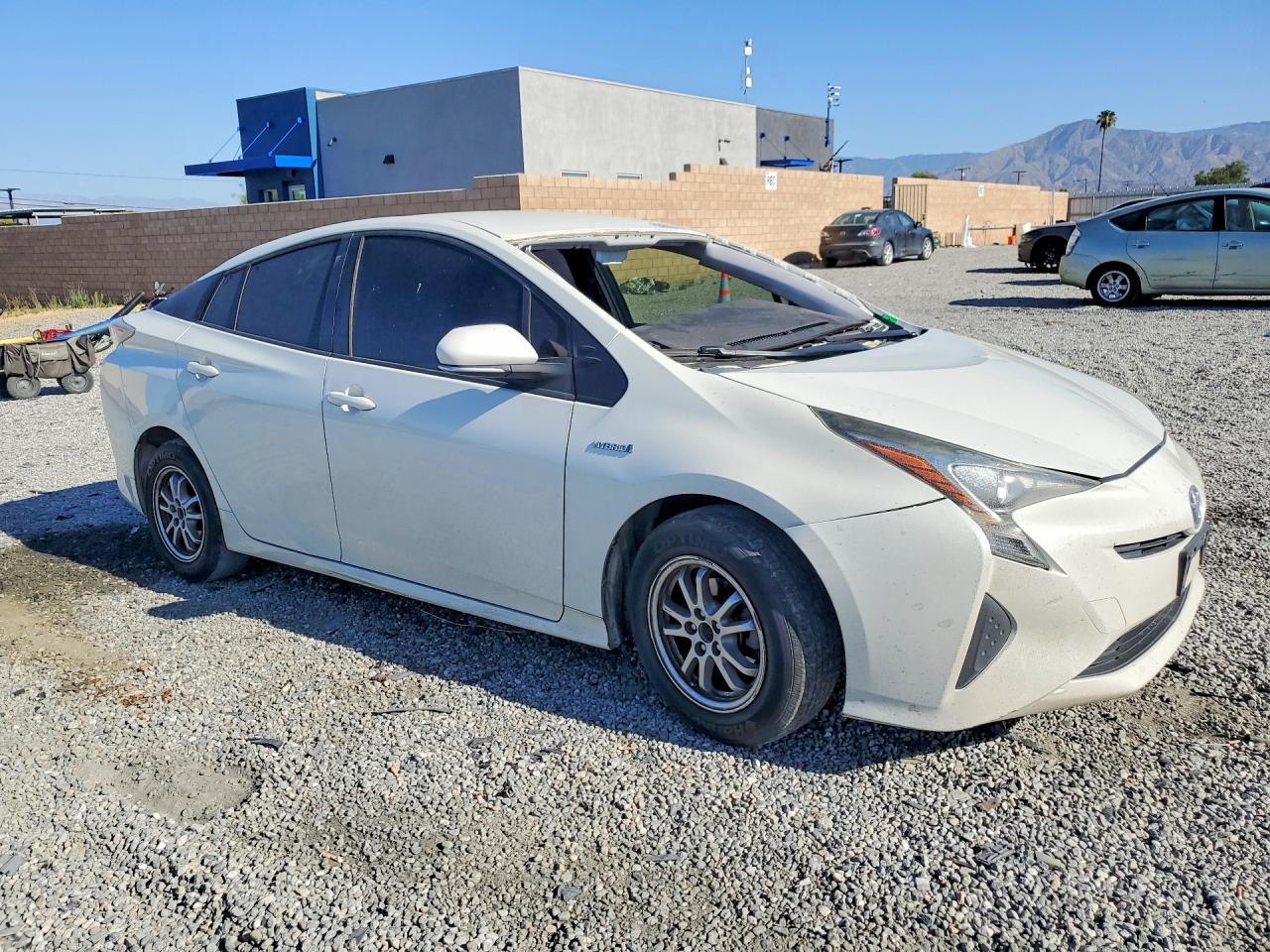 2016 TOYOTA PRIUS