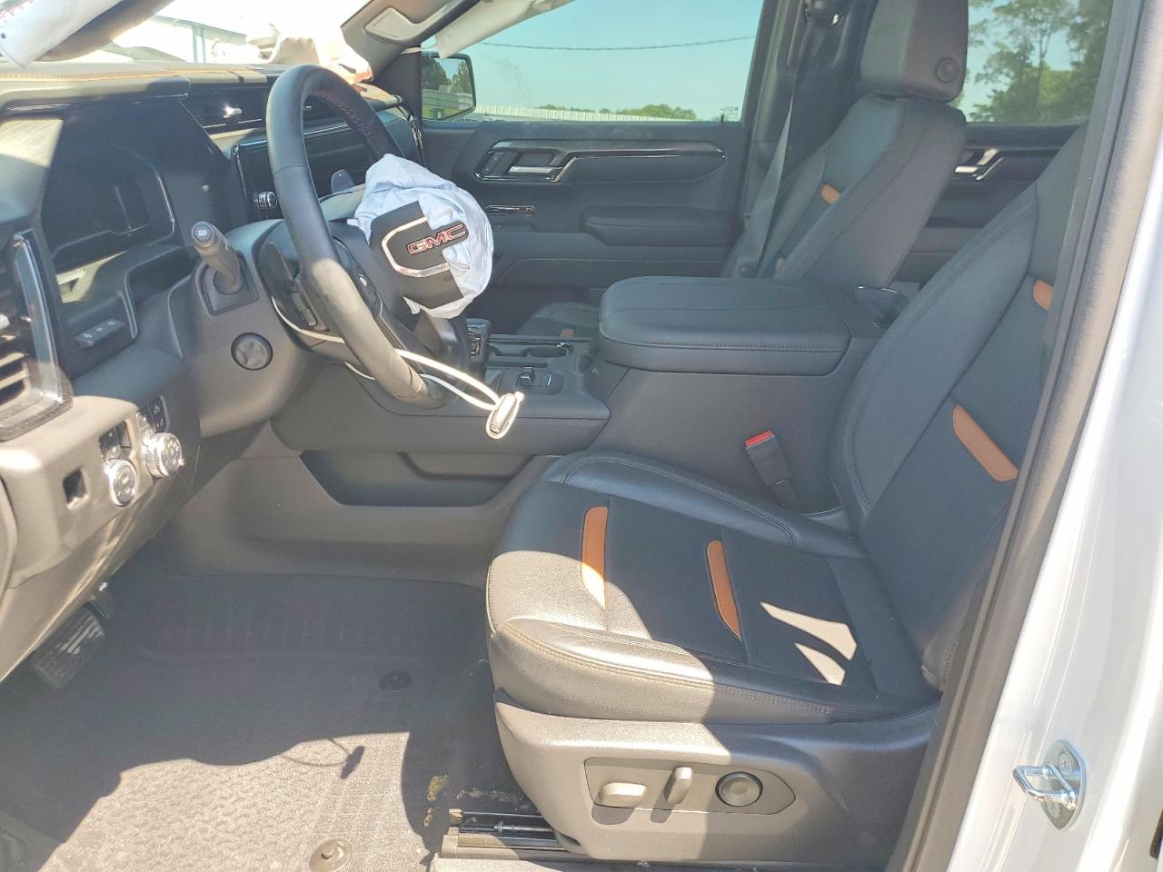 2023 GMC SIERRA