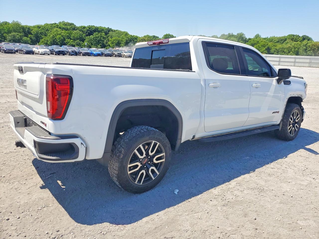 2023 GMC SIERRA
