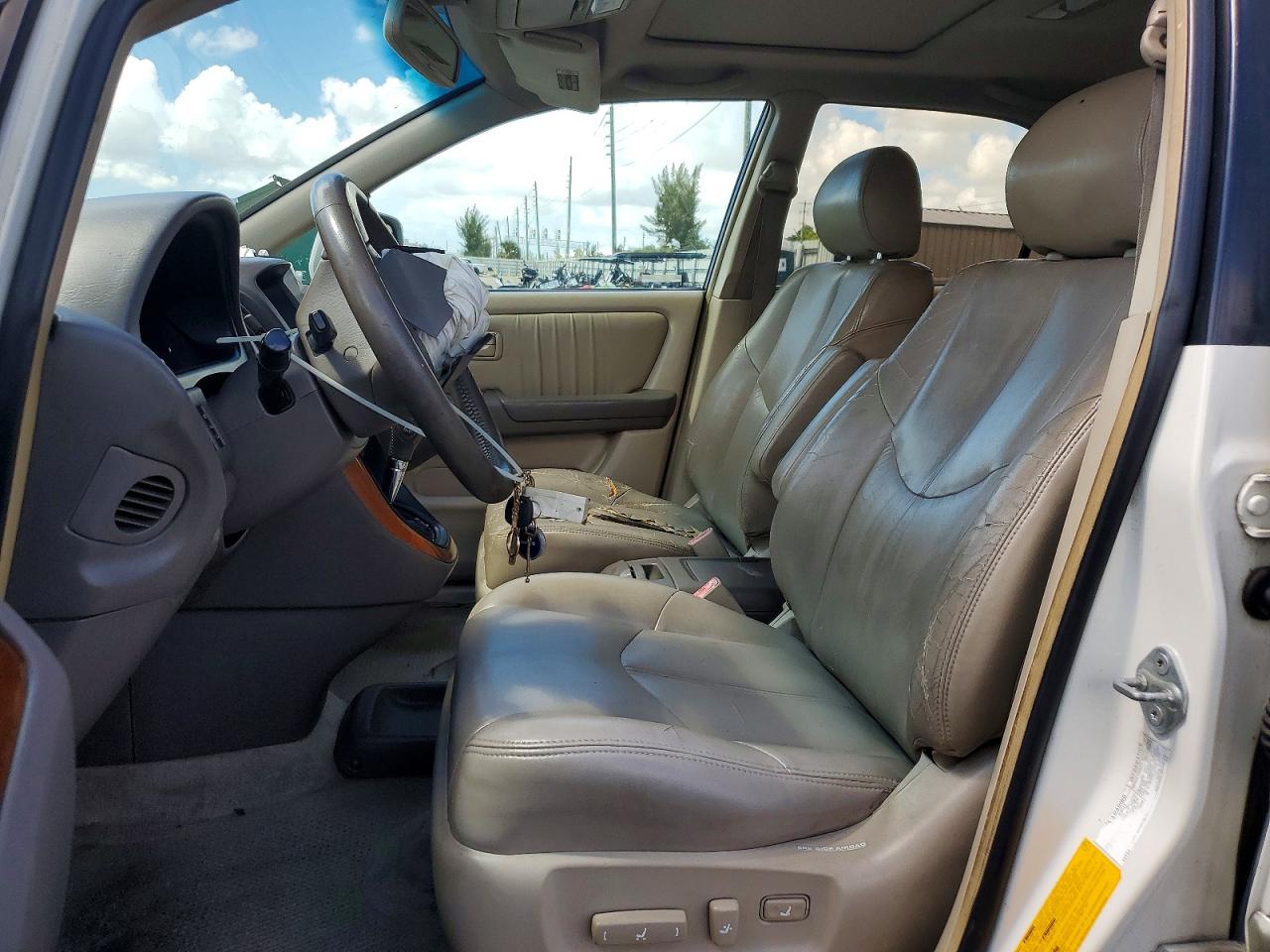 2000 LEXUS RX300