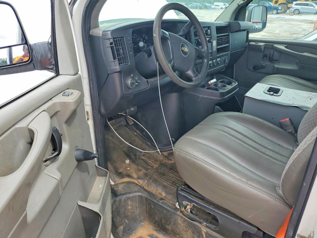 2013 CHEVROLET EXPRESS