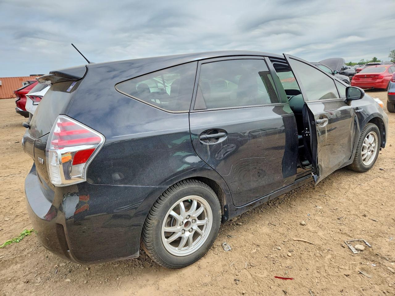 2017 TOYOTA PRIUS