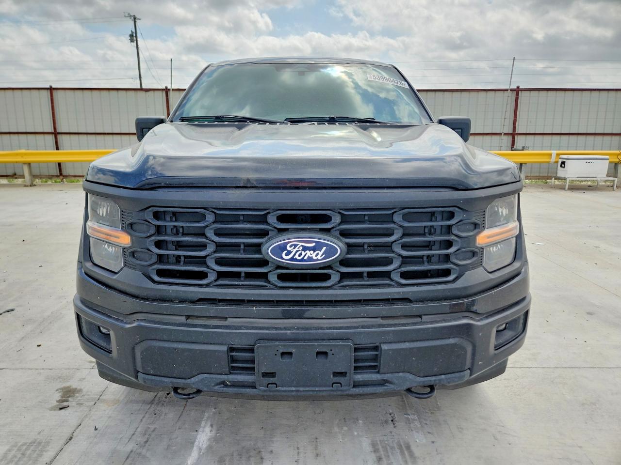 2024 FORD F150