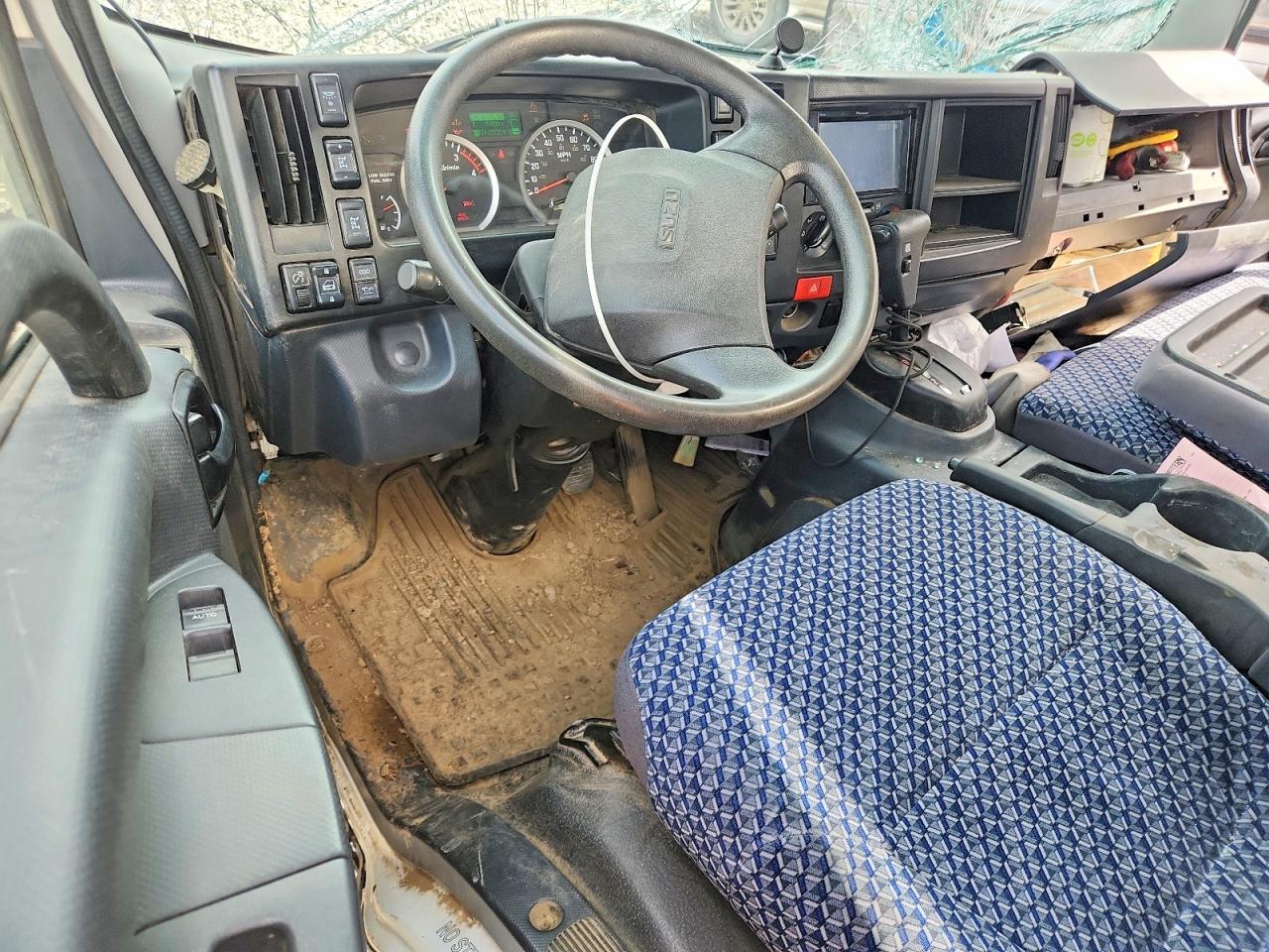 2024 ISUZU NPR