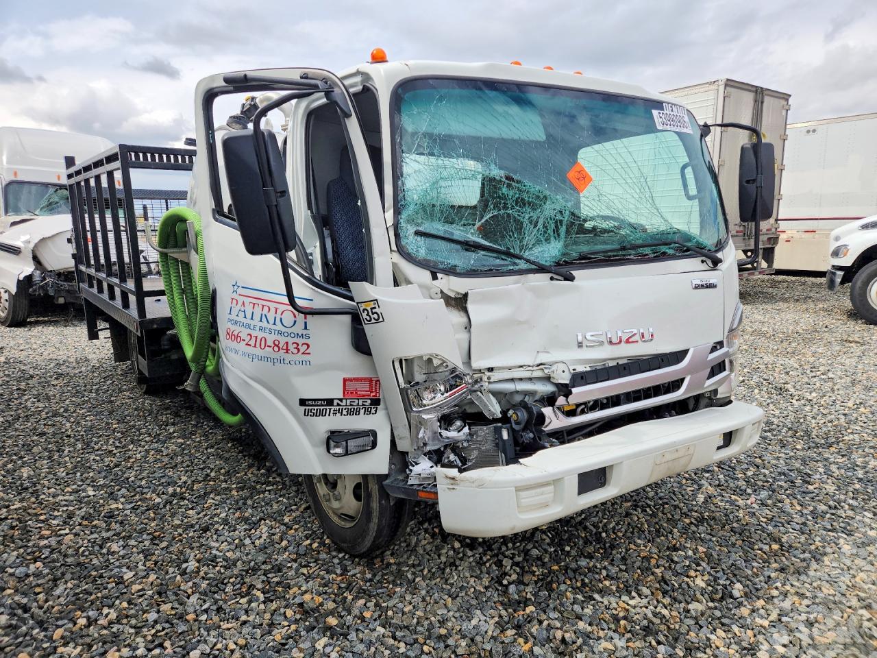 2024 ISUZU NPR