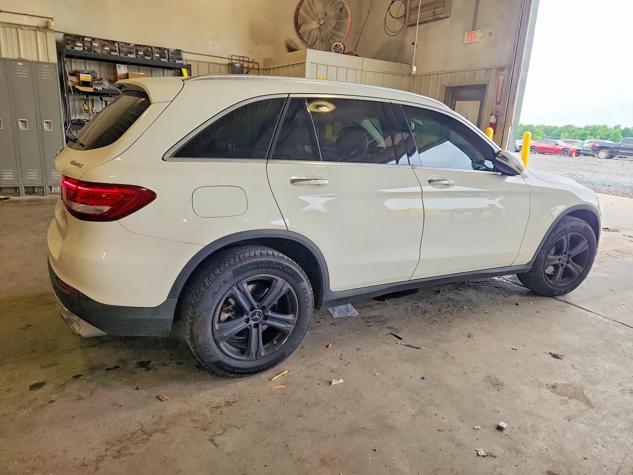2016 MERCEDES-BENZ GLC-CLASS