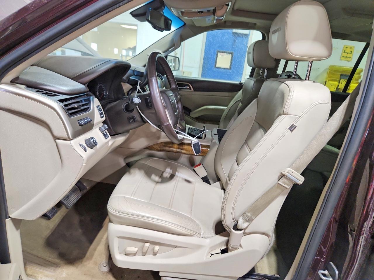 2017 GMC YUKON