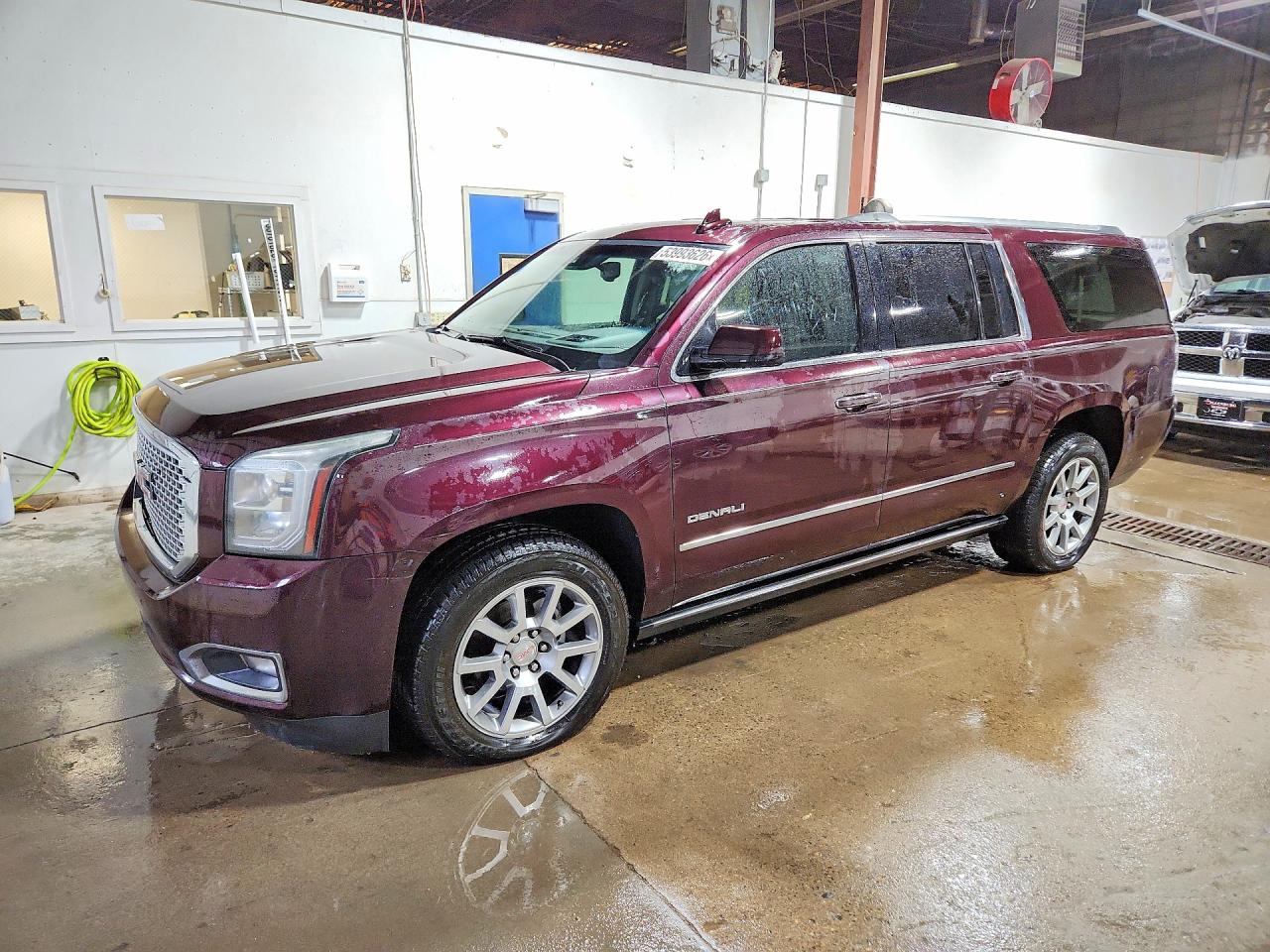 2017 GMC YUKON