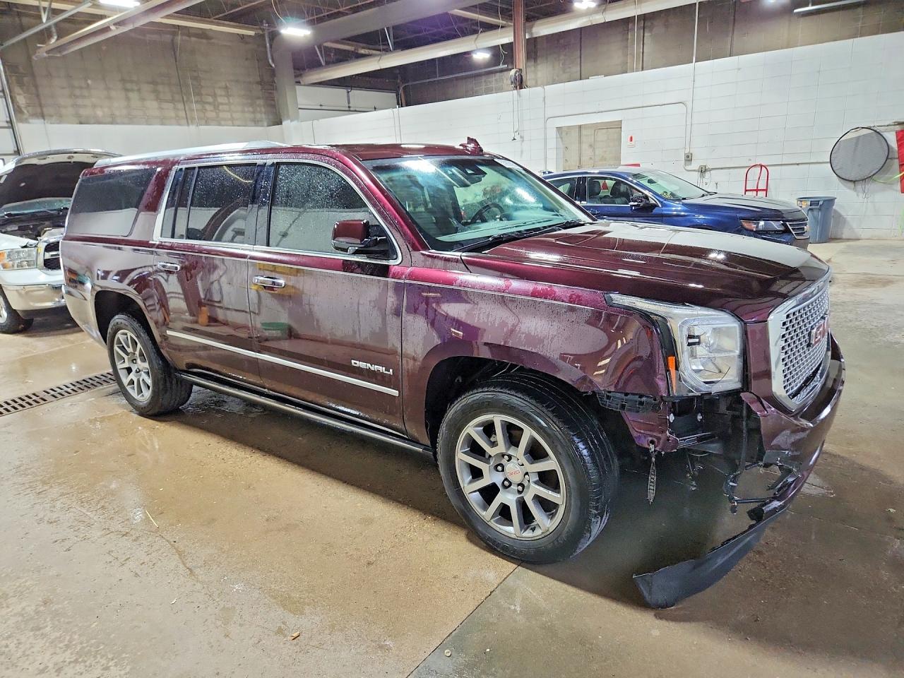 2017 GMC YUKON