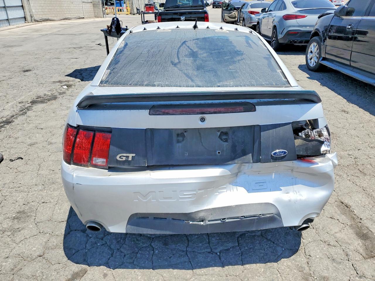 2003 FORD MUSTANG