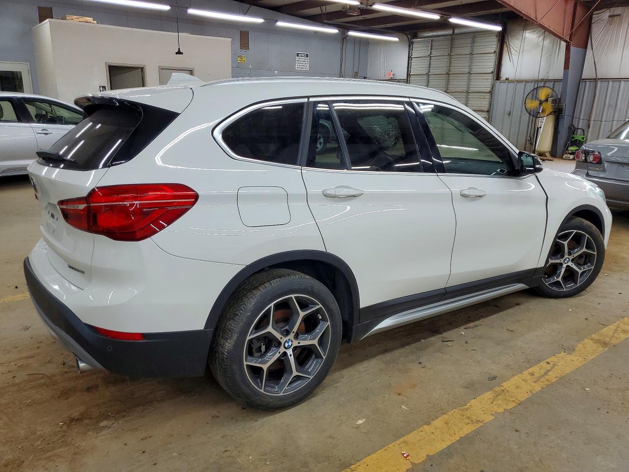 2018 BMW X1