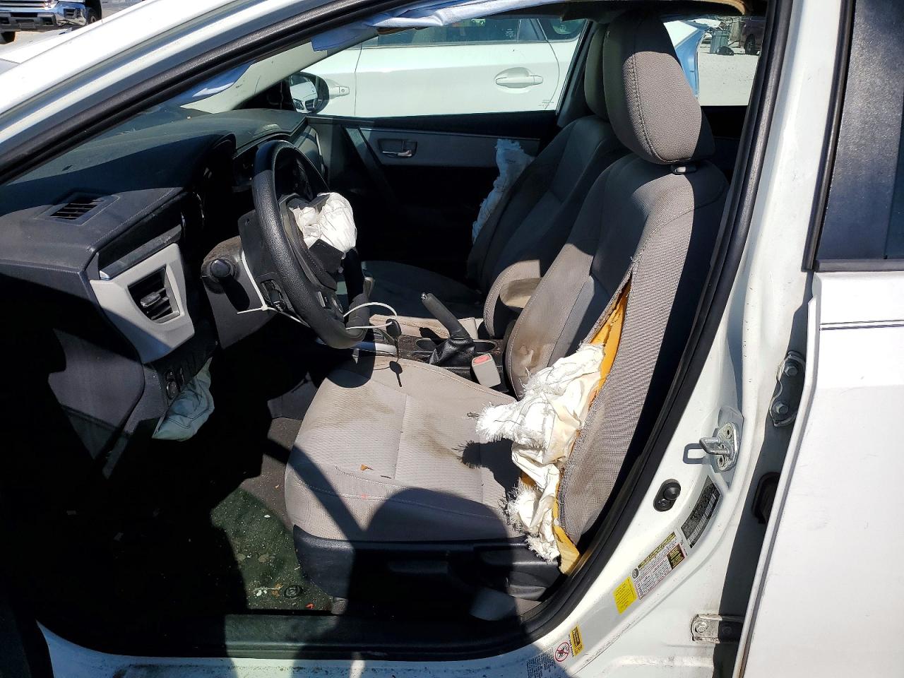 2016 TOYOTA COROLLA