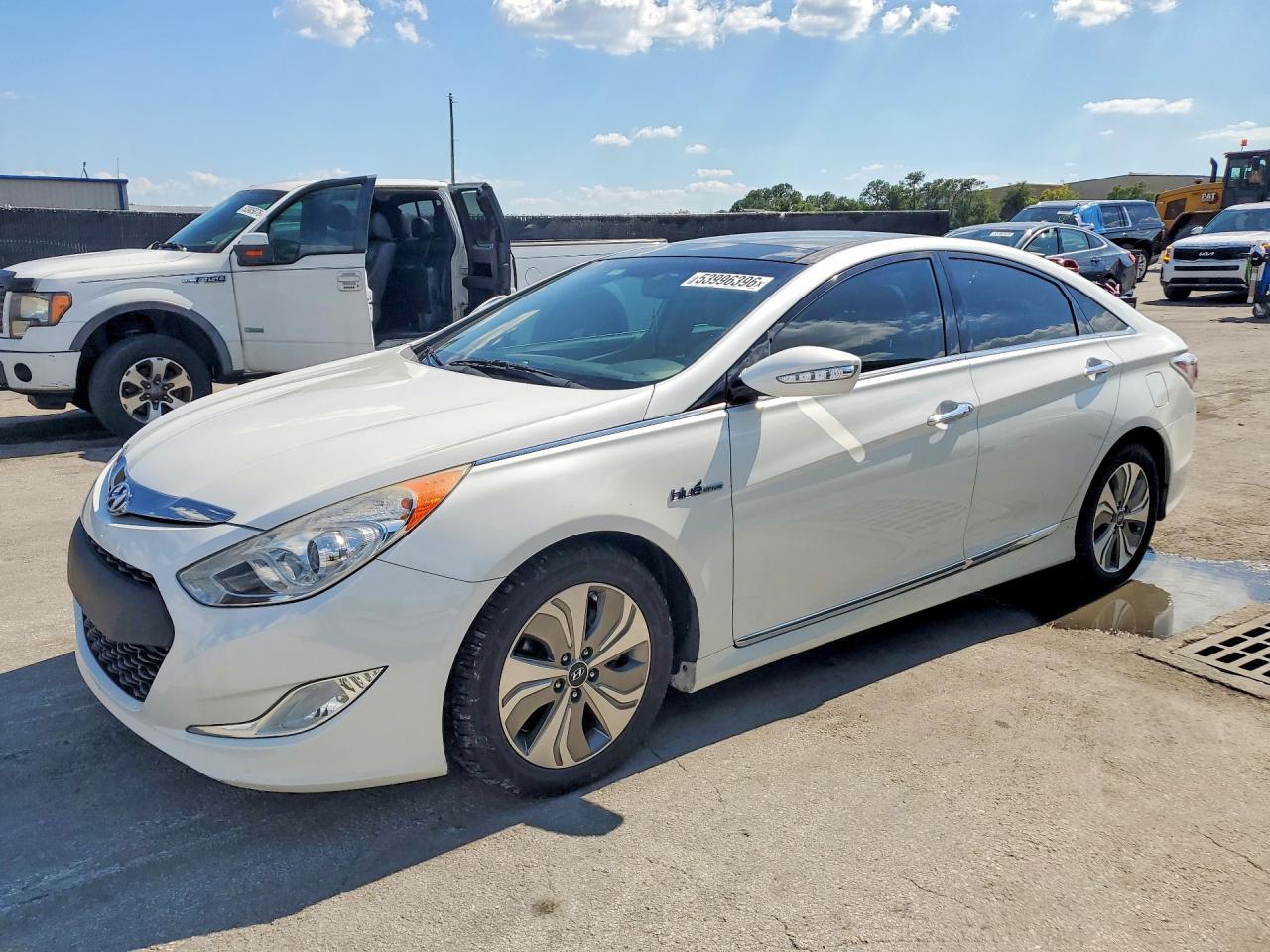 2014 HYUNDAI SONATA