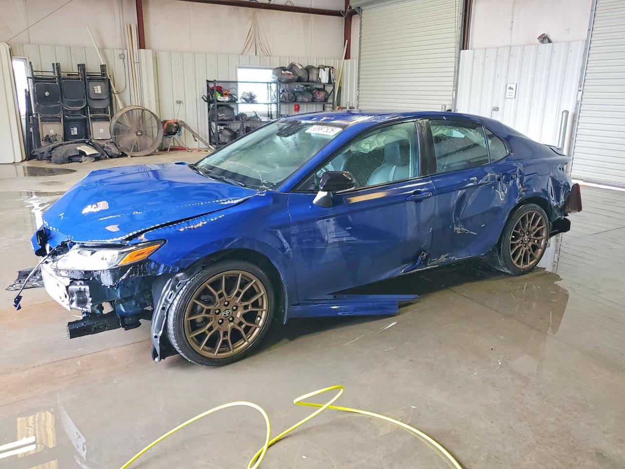2023 TOYOTA CAMRY
