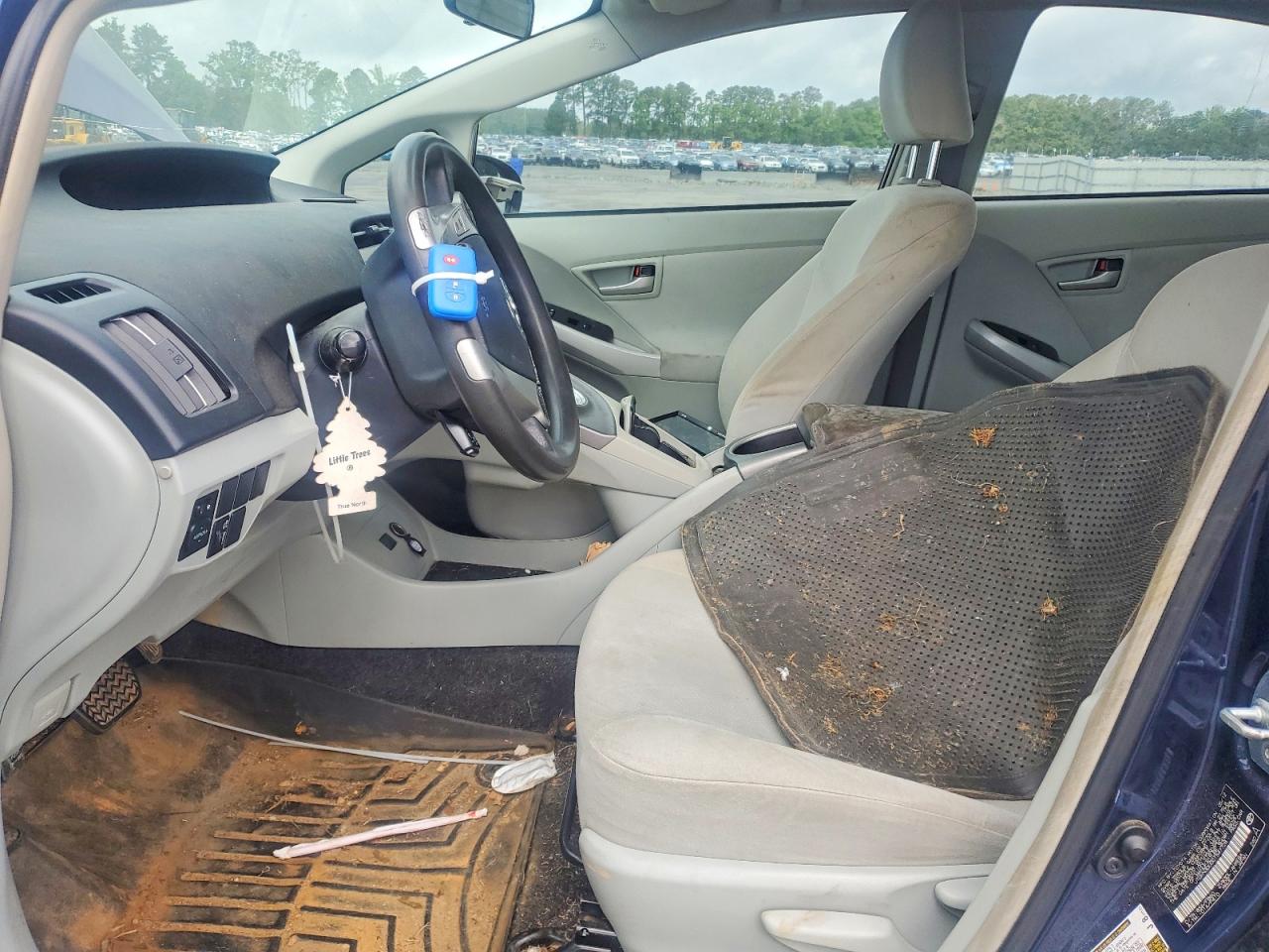 2012 TOYOTA PRIUS