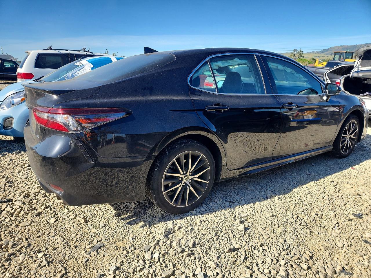 2024 TOYOTA CAMRY