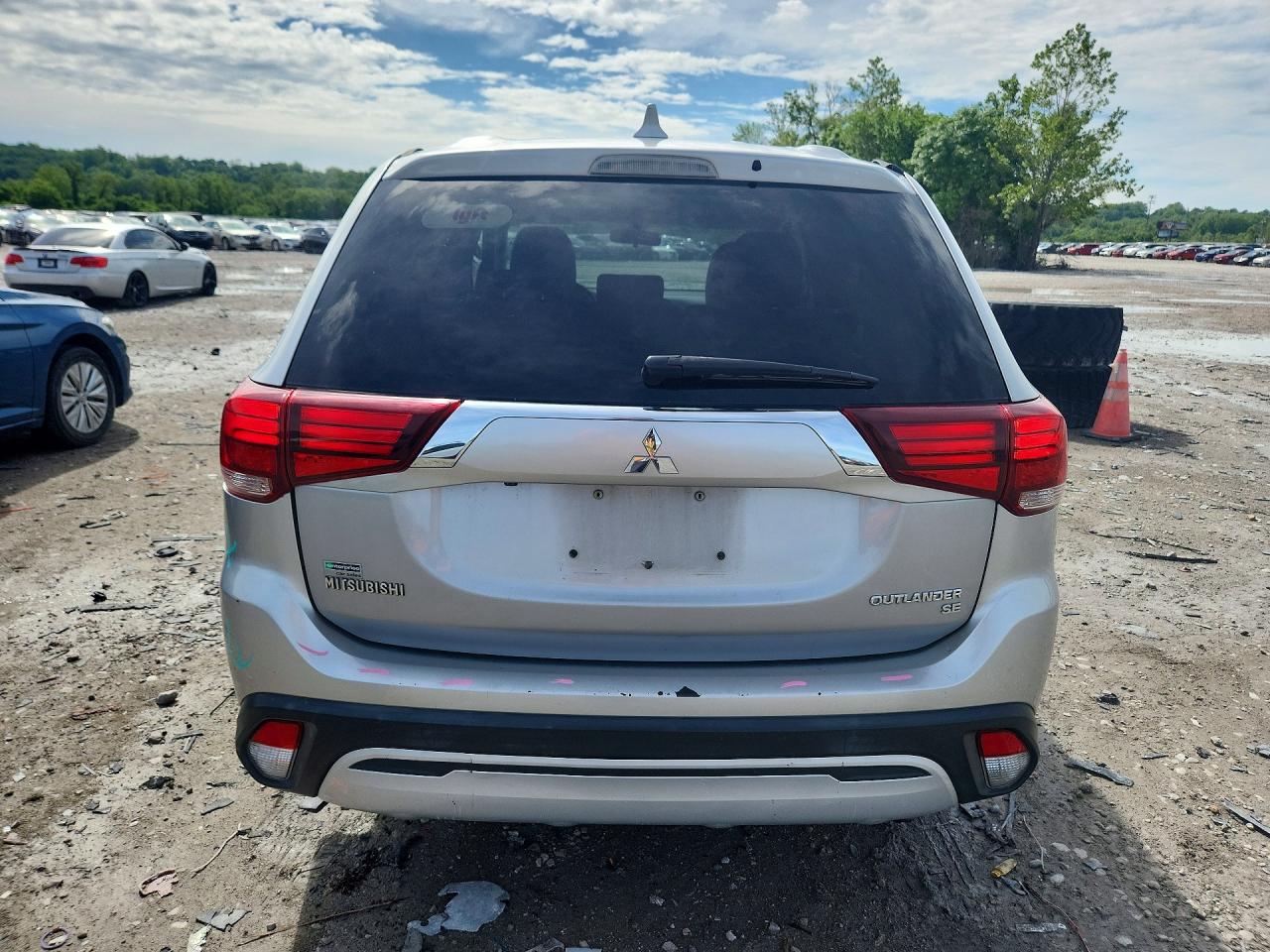 2019 MITSUBISHI OUTLANDER