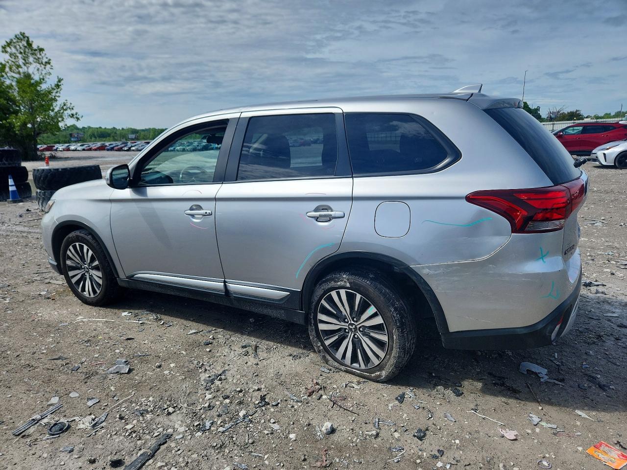 2019 MITSUBISHI OUTLANDER