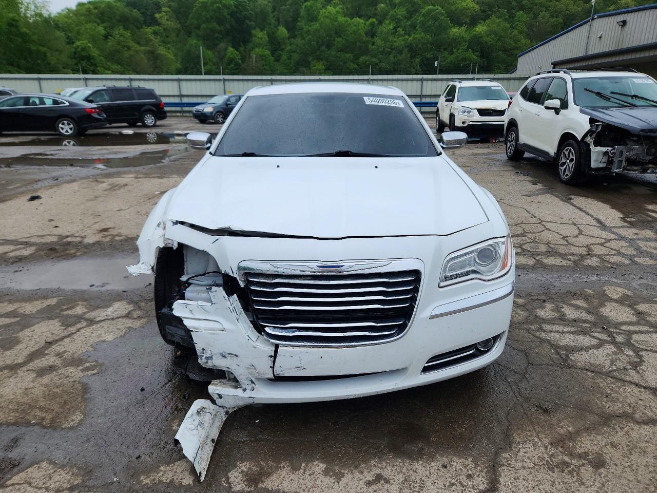 2011 CHRYSLER 300