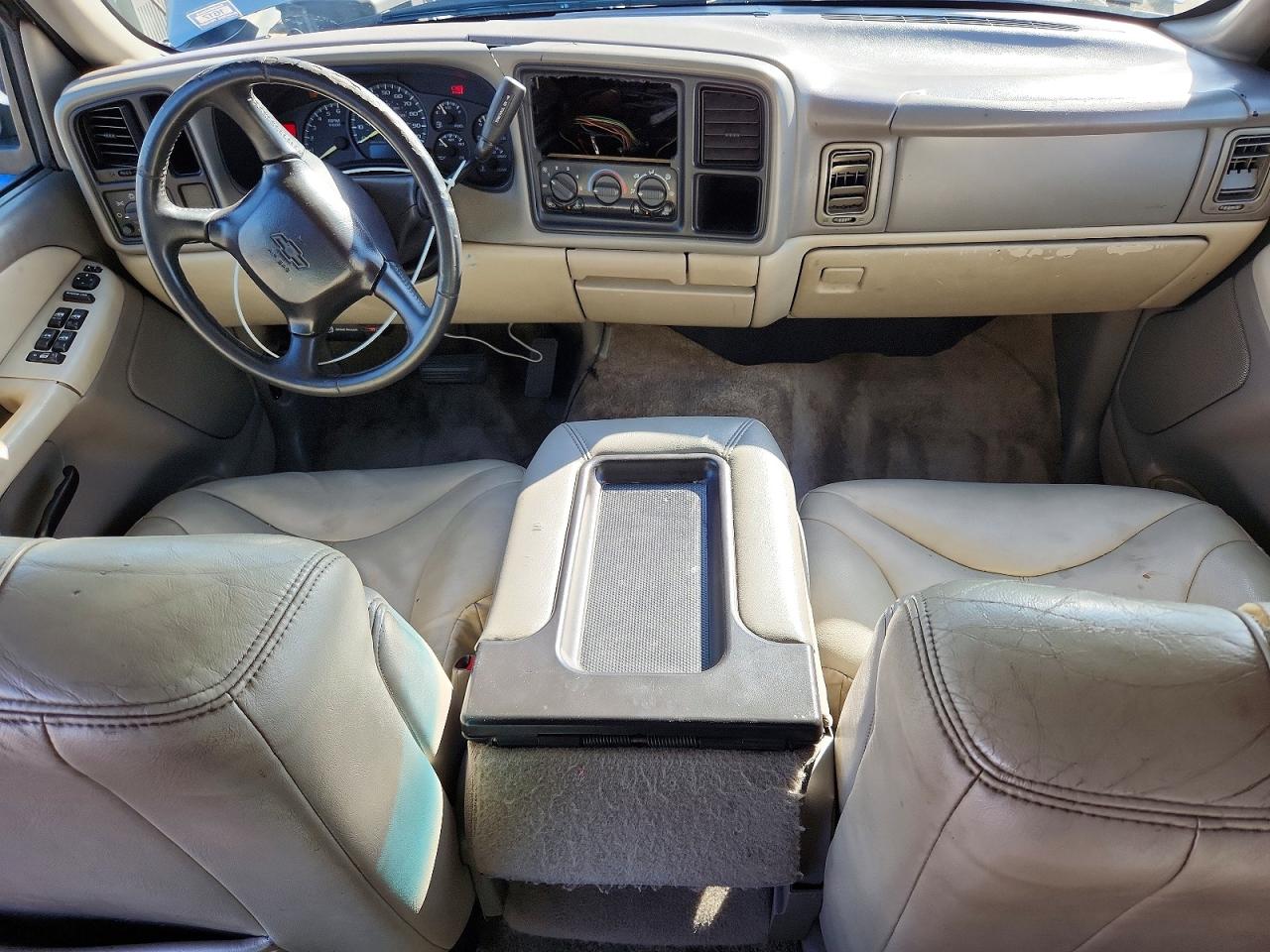 2001 CHEVROLET SUBURBAN