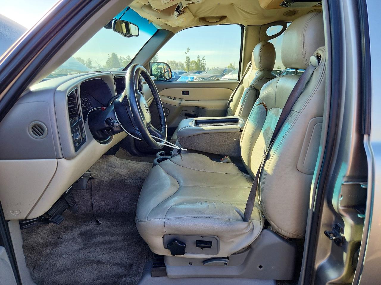 2001 CHEVROLET SUBURBAN