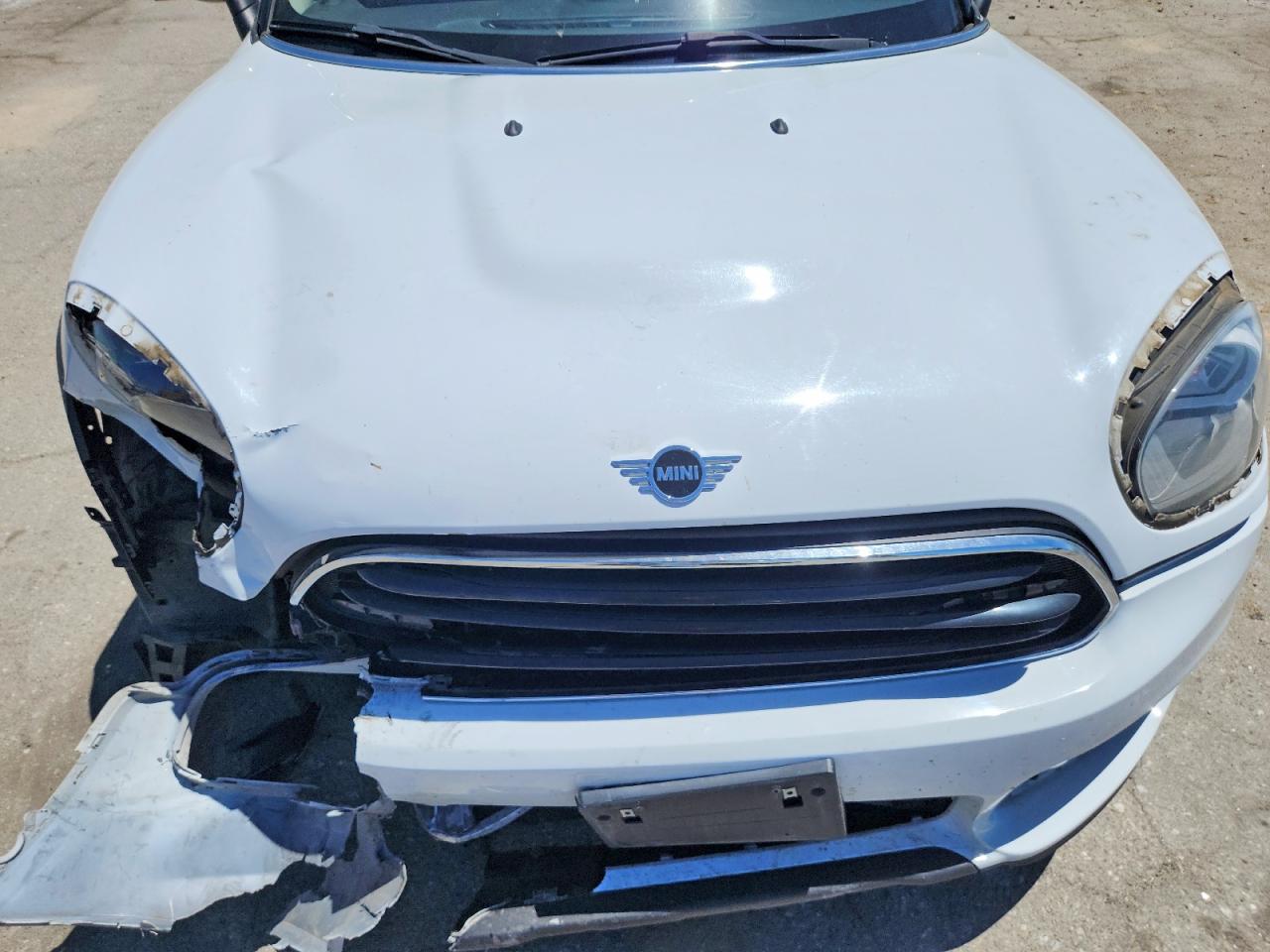 2019 MINI COOPER