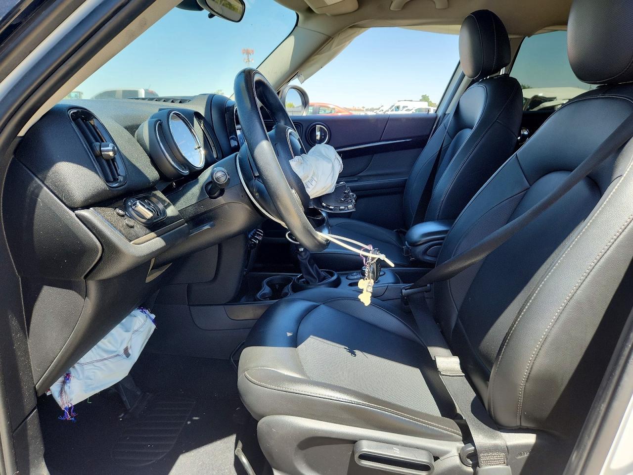 2019 MINI COOPER