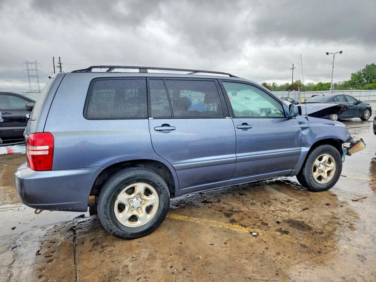 2003 TOYOTA HIGHLANDER