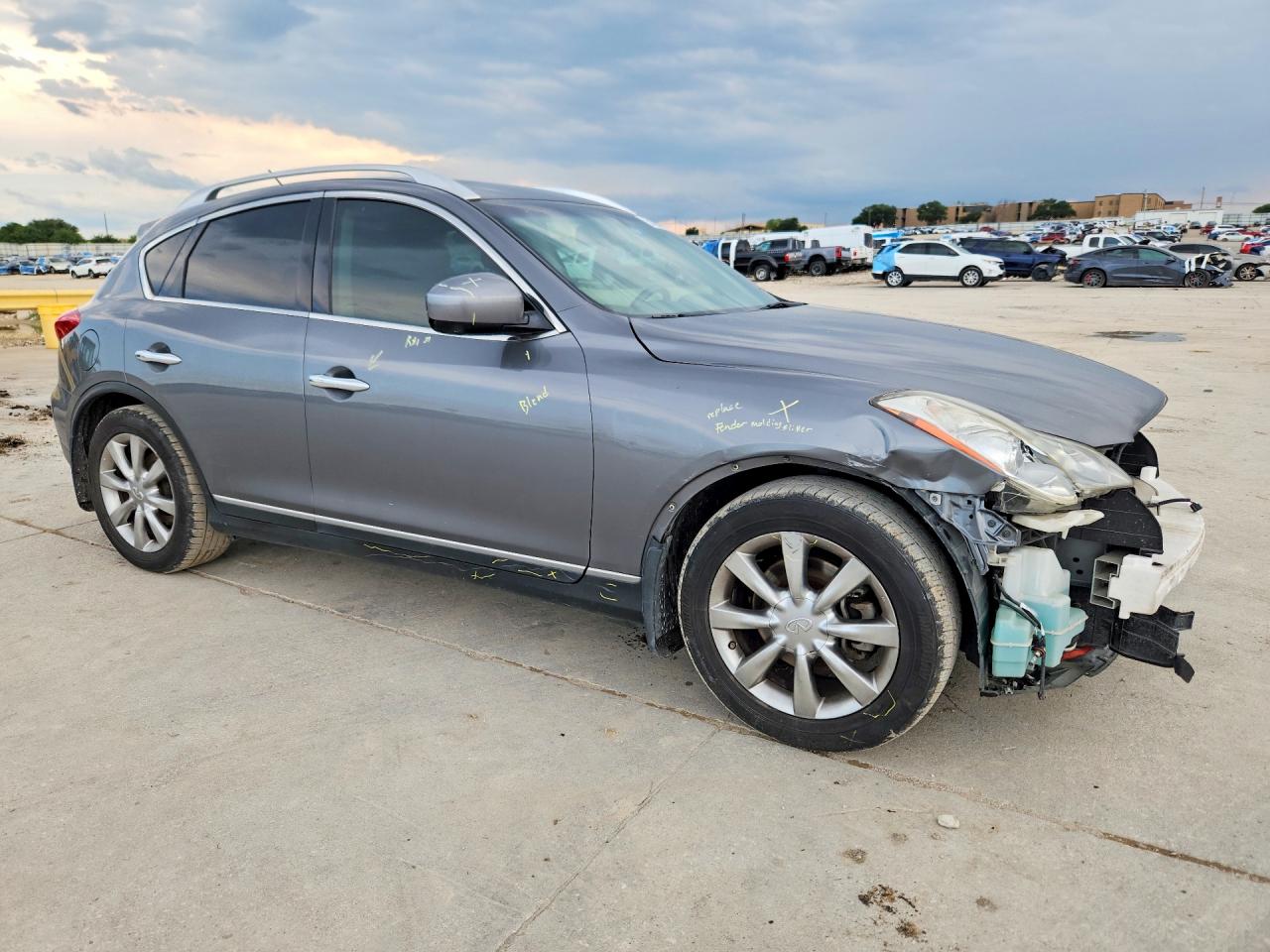 2011 INFINITI EX35