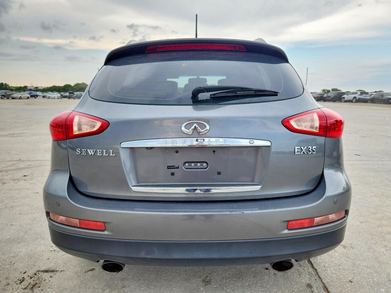 2011 INFINITI EX35